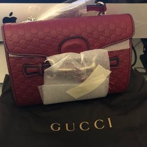 GUCCI AUTHENTIC NEW red mini chain shoulder bag